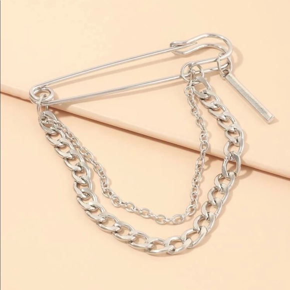 Safety Pin Chain Brooch - Picture 3 of 4